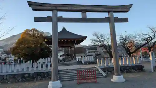 秩父神社大祭御旅所の鳥居