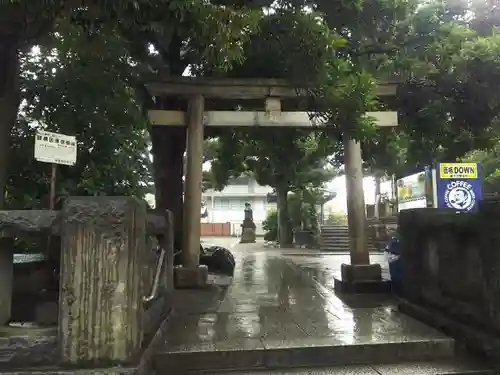 大鳥神社の鳥居