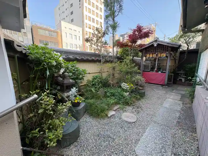 西光院の{uncategorized: "未分類", other: "その他", undefined: "問題あり", building: "その他建物", grave: "お墓", sacred_gate: "鳥居", guardian: "狛犬", statue: "像", buddha: "仏像", history: "歴史", nature: "自然", garden: "庭園", animal: "動物", pagoda: "塔", temizu: "手水舎", mountain_gate: "山門・神門", sanctuary: "本殿・本堂", subordinate: "末社・摂社", art: "芸術", scenery: "景色", jizo: "地蔵", ema: "絵馬", goshuin: "御朱印", omikuji: "おみくじ", items: "授与品その他", amulet: "お守り", goshuincho: "御朱印帳", eats: "食事", festival: "お祭り", votive_dance: "神楽", shichigosan: "七五三参", wedding: "結婚式", experience: "体験その他", initially: "初詣", around: "周辺", anti_infection: "感染症対策"}