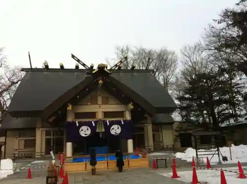 帯廣神社の本殿