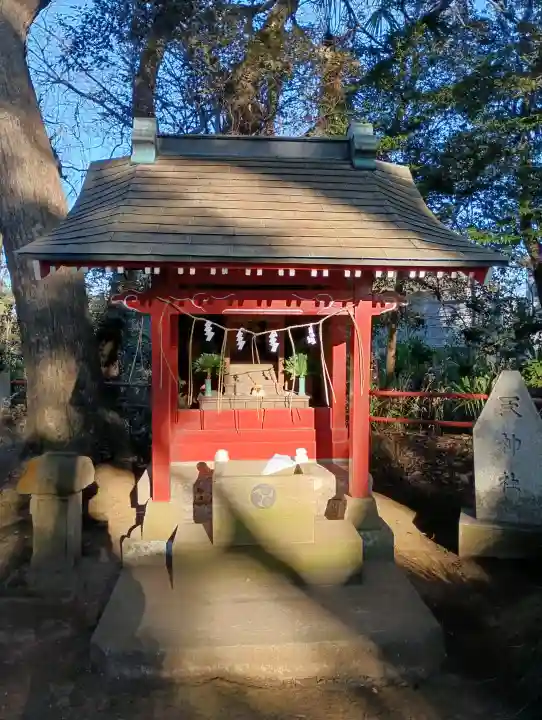 浅間神社の{uncategorized: "未分類", other: "その他", undefined: "問題あり", building: "その他建物", grave: "お墓", sacred_gate: "鳥居", guardian: "狛犬", statue: "像", buddha: "仏像", history: "歴史", nature: "自然", garden: "庭園", animal: "動物", pagoda: "塔", temizu: "手水舎", mountain_gate: "山門・神門", sanctuary: "本殿・本堂", subordinate: "末社・摂社", art: "芸術", scenery: "景色", jizo: "地蔵", ema: "絵馬", goshuin: "御朱印", omikuji: "おみくじ", items: "授与品その他", amulet: "お守り", goshuincho: "御朱印帳", eats: "食事", festival: "お祭り", votive_dance: "神楽", shichigosan: "七五三参", wedding: "結婚式", experience: "体験その他", initially: "初詣", around: "周辺", anti_infection: "感染症対策"}