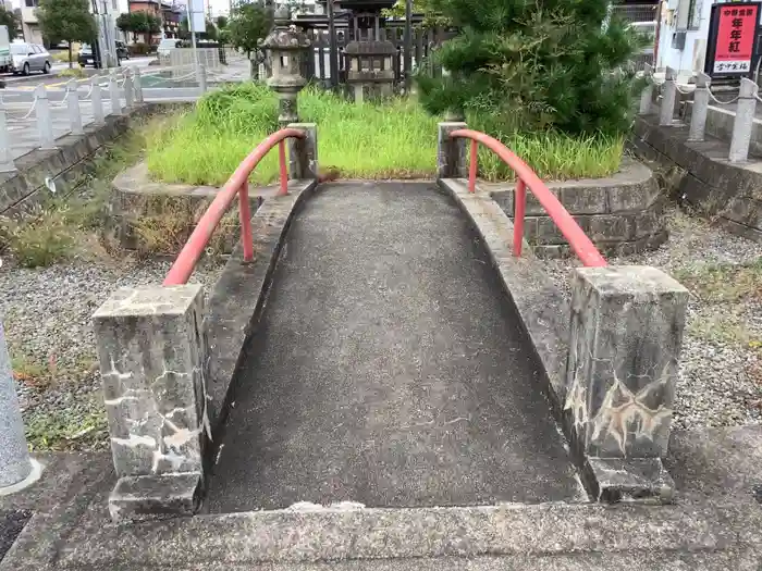 神社(祭神不明)の建物その他