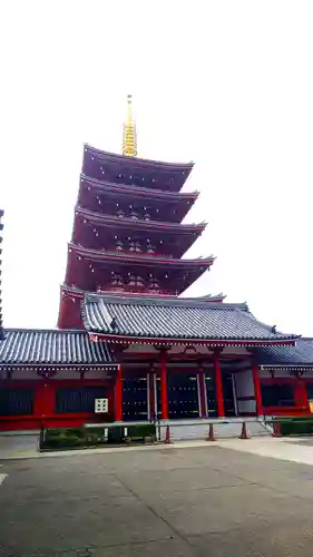 浅草寺の塔