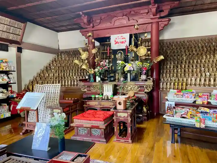 常性寺の{uncategorized: "未分類", other: "その他", undefined: "問題あり", building: "その他建物", grave: "お墓", sacred_gate: "鳥居", guardian: "狛犬", statue: "像", buddha: "仏像", history: "歴史", nature: "自然", garden: "庭園", animal: "動物", pagoda: "塔", temizu: "手水舎", mountain_gate: "山門・神門", sanctuary: "本殿・本堂", subordinate: "末社・摂社", art: "芸術", scenery: "景色", jizo: "地蔵", ema: "絵馬", goshuin: "御朱印", omikuji: "おみくじ", items: "授与品その他", amulet: "お守り", goshuincho: "御朱印帳", eats: "食事", festival: "お祭り", votive_dance: "神楽", shichigosan: "七五三参", wedding: "結婚式", experience: "体験その他", initially: "初詣", around: "周辺", anti_infection: "感染症対策"}
