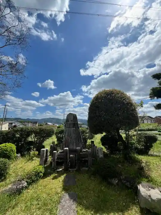 大師寺の{uncategorized: "未分類", other: "その他", undefined: "問題あり", building: "その他建物", grave: "お墓", sacred_gate: "鳥居", guardian: "狛犬", statue: "像", buddha: "仏像", history: "歴史", nature: "自然", garden: "庭園", animal: "動物", pagoda: "塔", temizu: "手水舎", mountain_gate: "山門・神門", sanctuary: "本殿・本堂", subordinate: "末社・摂社", art: "芸術", scenery: "景色", jizo: "地蔵", ema: "絵馬", goshuin: "御朱印", omikuji: "おみくじ", items: "授与品その他", amulet: "お守り", goshuincho: "御朱印帳", eats: "食事", festival: "お祭り", votive_dance: "神楽", shichigosan: "七五三参", wedding: "結婚式", experience: "体験その他", initially: "初詣", around: "周辺", anti_infection: "感染症対策"}