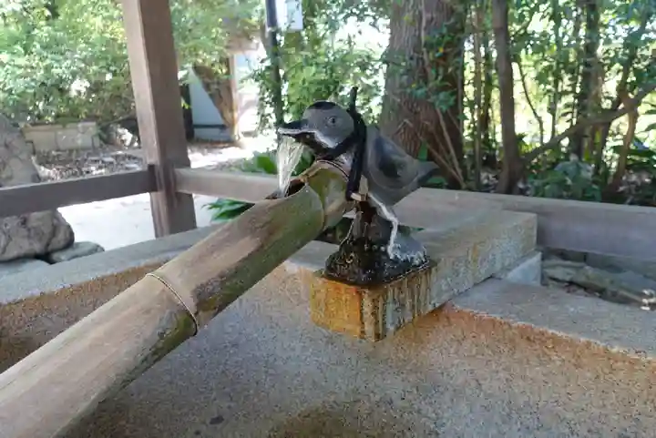 弓弦羽神社の手水舎