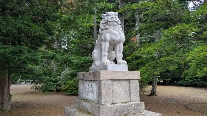 鹿追神社の狛犬