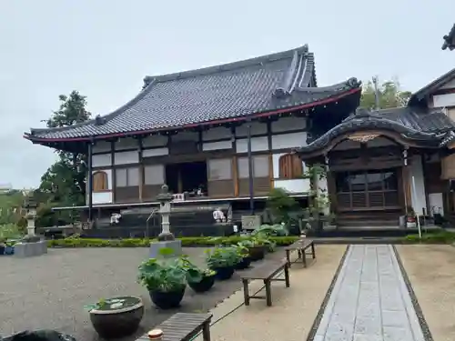 小山寺の本殿・本堂
