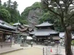 宝山寺の建物その他