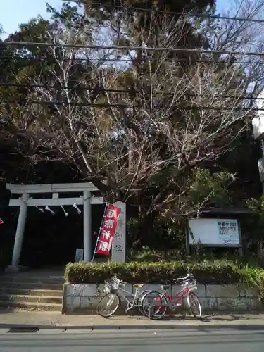 道野辺八幡宮の鳥居