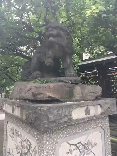 湯島天満宮の狛犬