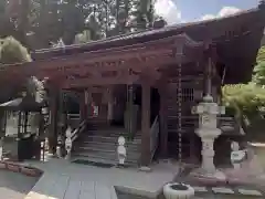 法泉寺の本殿