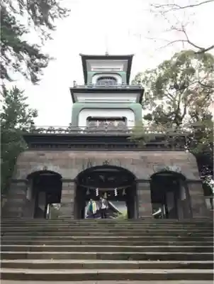 尾山神社の山門・神門