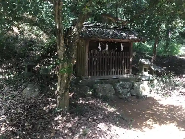村檜神社の末社・摂社