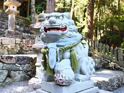野口神社の狛犬