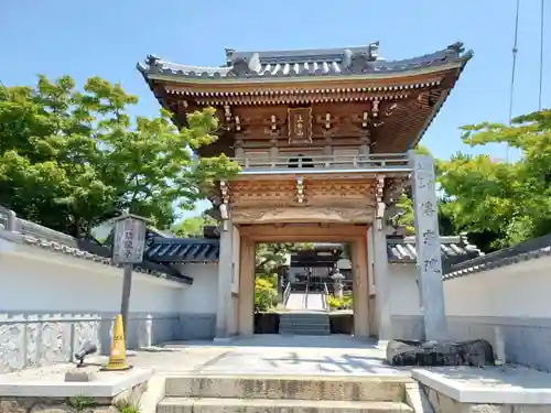 傳宗院の山門・神門