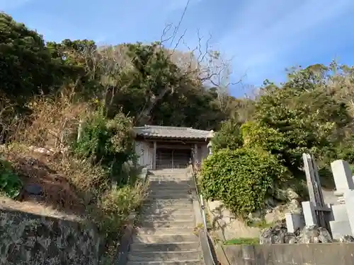 八幡神社の本殿・本堂