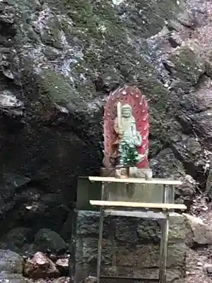 星田妙見宮の仏像