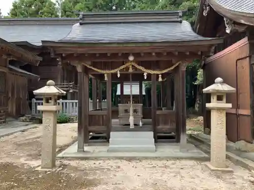 仁壁神社の末社・摂社