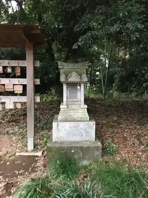 二宮赤城神社の末社・摂社