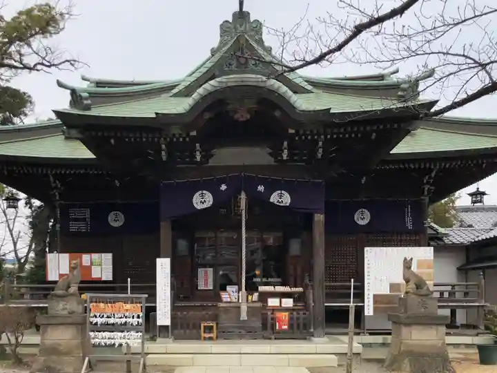 半田稲荷神社の本殿・本堂