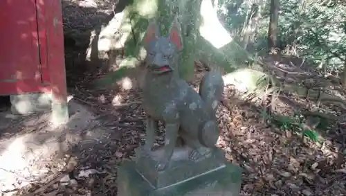 稲荷神社の狛犬