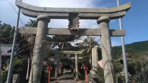  八坂社 (富来神社) の鳥居