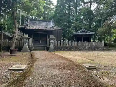 倭文神社の庭園