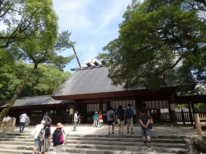 熱田神宮の本殿・本堂