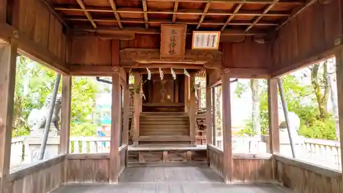 本莊神社の本殿