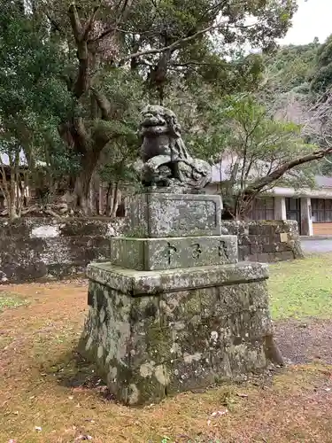 打墨神社の狛犬