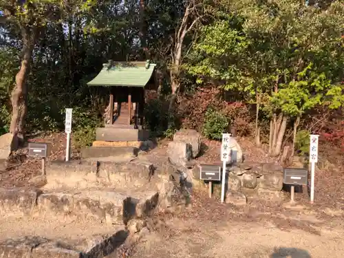 鴨神社の末社