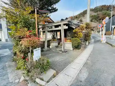 正一位䄮吉大明神の{uncategorized: "未分類", other: "その他", undefined: "問題あり", building: "その他建物", grave: "お墓", sacred_gate: "鳥居", guardian: "狛犬", statue: "像", buddha: "仏像", history: "歴史", nature: "自然", garden: "庭園", animal: "動物", pagoda: "塔", temizu: "手水舎", mountain_gate: "山門・神門", sanctuary: "本殿・本堂", subordinate: "末社・摂社", art: "芸術", scenery: "景色", jizo: "地蔵", ema: "絵馬", goshuin: "御朱印", omikuji: "おみくじ", items: "授与品その他", amulet: "お守り", goshuincho: "御朱印帳", eats: "食事", festival: "お祭り", votive_dance: "神楽", shichigosan: "七五三参", wedding: "結婚式", experience: "体験その他", initially: "初詣", around: "周辺", anti_infection: "感染症対策"}