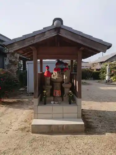 松孝教会の地蔵