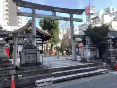 三輪神社の鳥居