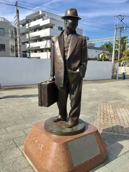 題経寺(柴又帝釈天)の像