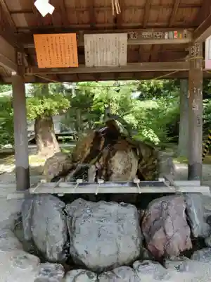 越中一宮 髙瀬神社の手水舎
