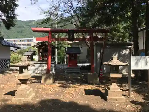 水上布奈山神社の末社