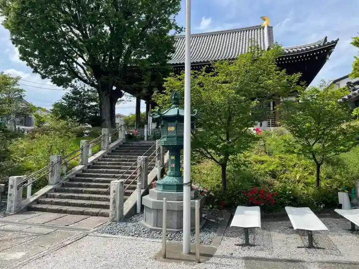 石上寺の{uncategorized: "未分類", other: "その他", undefined: "問題あり", building: "その他建物", grave: "お墓", sacred_gate: "鳥居", guardian: "狛犬", statue: "像", buddha: "仏像", history: "歴史", nature: "自然", garden: "庭園", animal: "動物", pagoda: "塔", temizu: "手水舎", mountain_gate: "山門・神門", sanctuary: "本殿・本堂", subordinate: "末社・摂社", art: "芸術", scenery: "景色", jizo: "地蔵", ema: "絵馬", goshuin: "御朱印", omikuji: "おみくじ", items: "授与品その他", amulet: "お守り", goshuincho: "御朱印帳", eats: "食事", festival: "お祭り", votive_dance: "神楽", shichigosan: "七五三参", wedding: "結婚式", experience: "体験その他", initially: "初詣", around: "周辺", anti_infection: "感染症対策"}
