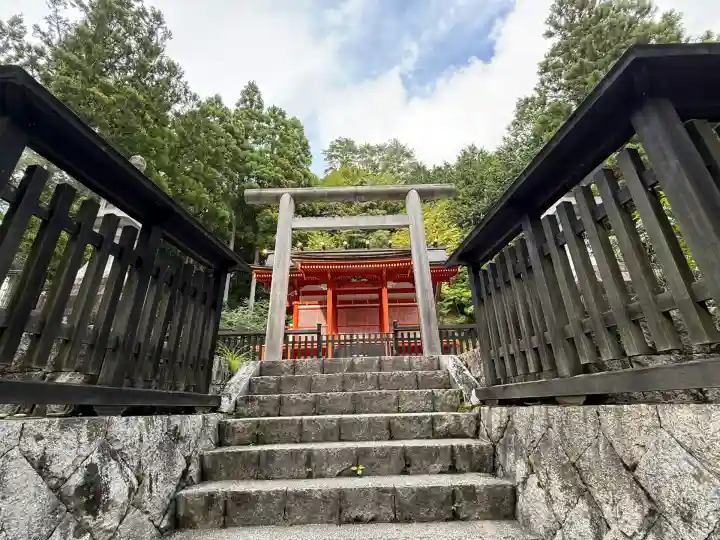 天河大辨財天社禊殿(奈良県)