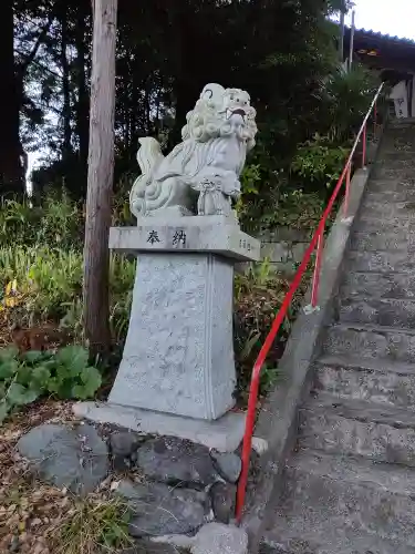 菖蒲神社の狛犬