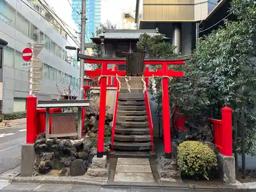 講武稲荷神社の鳥居