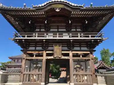 味鏡山 護國院の山門・神門