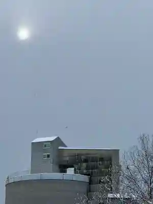 秋葉神社の{uncategorized: "未分類", other: "その他", undefined: "問題あり", building: "その他建物", grave: "お墓", sacred_gate: "鳥居", guardian: "狛犬", statue: "像", buddha: "仏像", history: "歴史", nature: "自然", garden: "庭園", animal: "動物", pagoda: "塔", temizu: "手水舎", mountain_gate: "山門・神門", sanctuary: "本殿・本堂", subordinate: "末社・摂社", art: "芸術", scenery: "景色", jizo: "地蔵", ema: "絵馬", goshuin: "御朱印", omikuji: "おみくじ", items: "授与品その他", amulet: "お守り", goshuincho: "御朱印帳", eats: "食事", festival: "お祭り", votive_dance: "神楽", shichigosan: "七五三参", wedding: "結婚式", experience: "体験その他", initially: "初詣", around: "周辺", anti_infection: "感染症対策"}