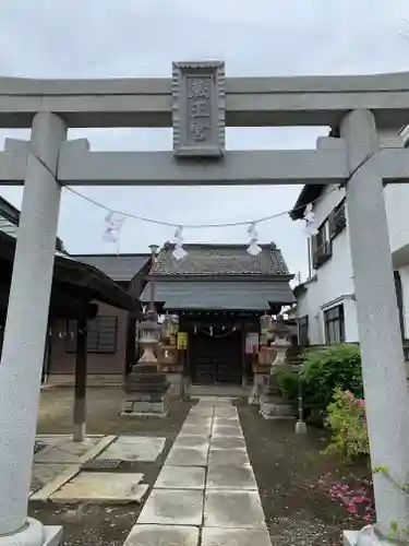 御嶽神社（小児玉稲荷社）の鳥居