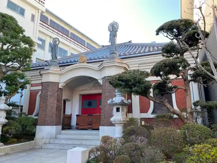 勝専寺の本殿・本堂