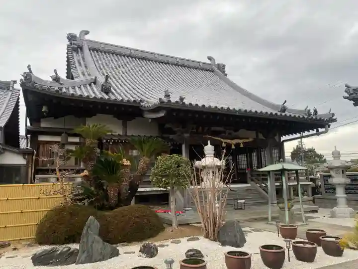 万福寺の{uncategorized: "未分類", other: "その他", undefined: "問題あり", building: "その他建物", grave: "お墓", sacred_gate: "鳥居", guardian: "狛犬", statue: "像", buddha: "仏像", history: "歴史", nature: "自然", garden: "庭園", animal: "動物", pagoda: "塔", temizu: "手水舎", mountain_gate: "山門・神門", sanctuary: "本殿・本堂", subordinate: "末社・摂社", art: "芸術", scenery: "景色", jizo: "地蔵", ema: "絵馬", goshuin: "御朱印", omikuji: "おみくじ", items: "授与品その他", amulet: "お守り", goshuincho: "御朱印帳", eats: "食事", festival: "お祭り", votive_dance: "神楽", shichigosan: "七五三参", wedding: "結婚式", experience: "体験その他", initially: "初詣", around: "周辺", anti_infection: "感染症対策"}