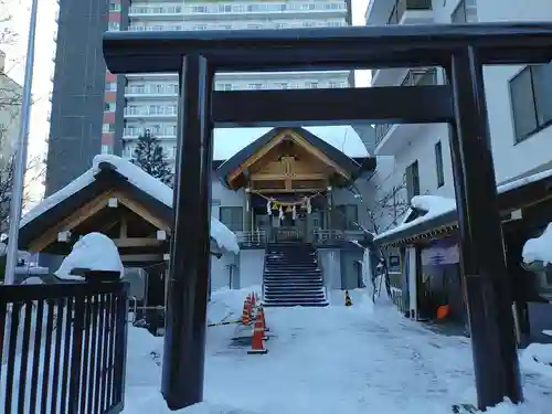 札幌祖霊神社の鳥居