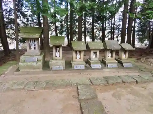 滑川神社 - 仕事と子どもの守り神の末社