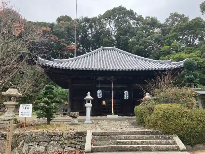 地蔵峯寺の本殿・本堂